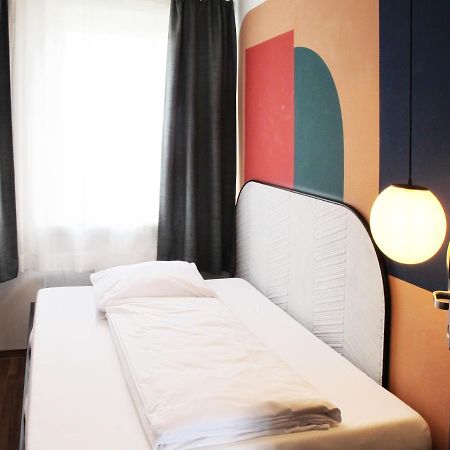 The Dot | 24/7 Checkin Hotel Munich Exterior photo