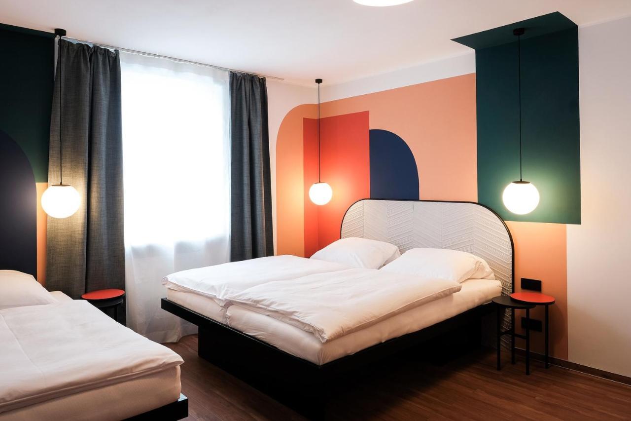 The Dot | 24/7 Checkin Hotel Munich Exterior photo