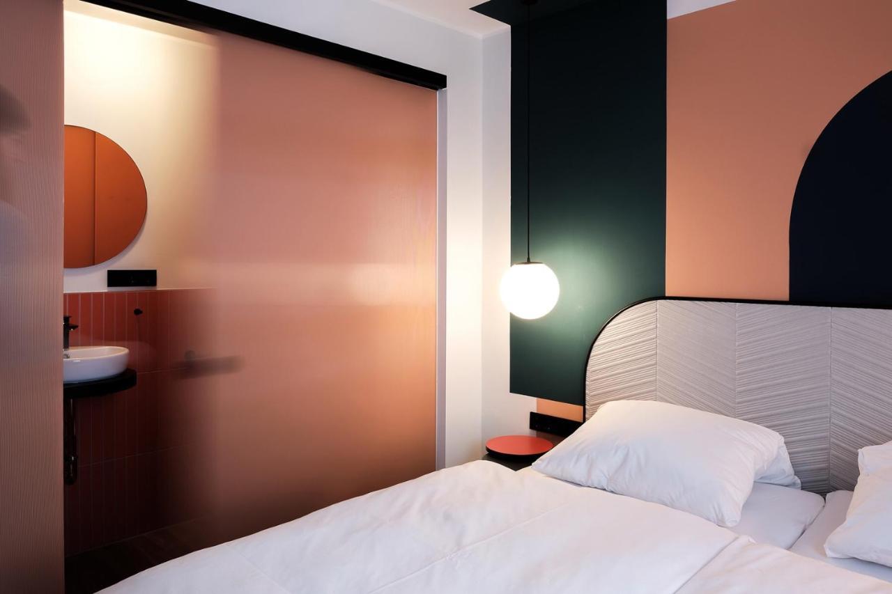 The Dot | 24/7 Checkin Hotel Munich Exterior photo