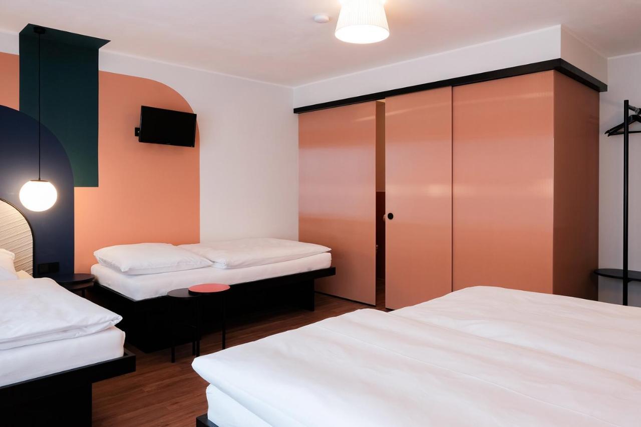 The Dot | 24/7 Checkin Hotel Munich Exterior photo
