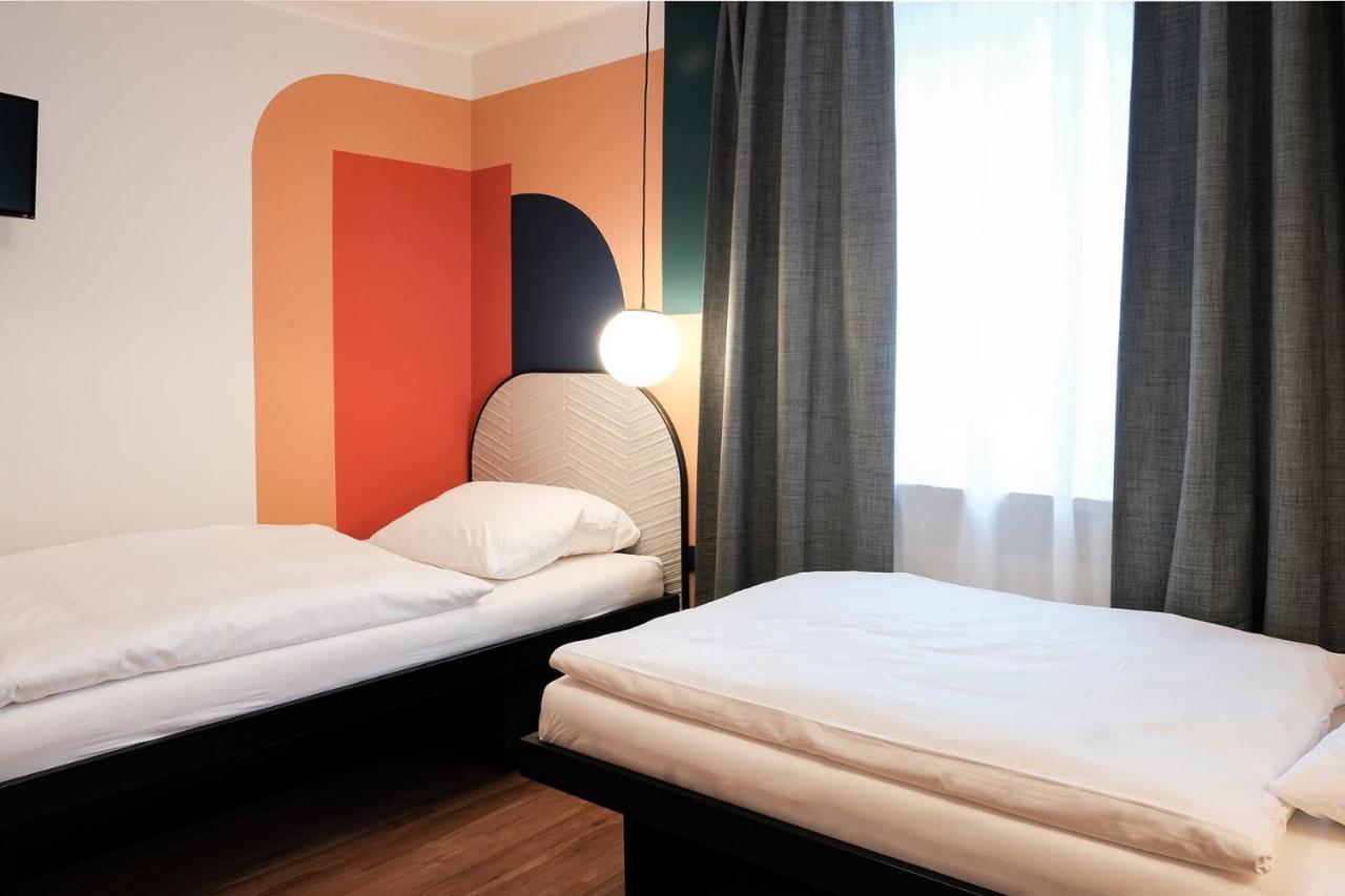 The Dot | 24/7 Checkin Hotel Munich Exterior photo